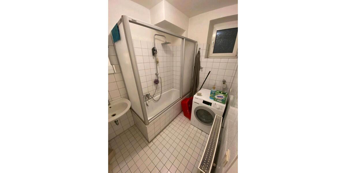 Etagenwohnung Hürth - 3 Zimmer, 67 m&sup2;, 1.300&euro; | Angebot:25341313