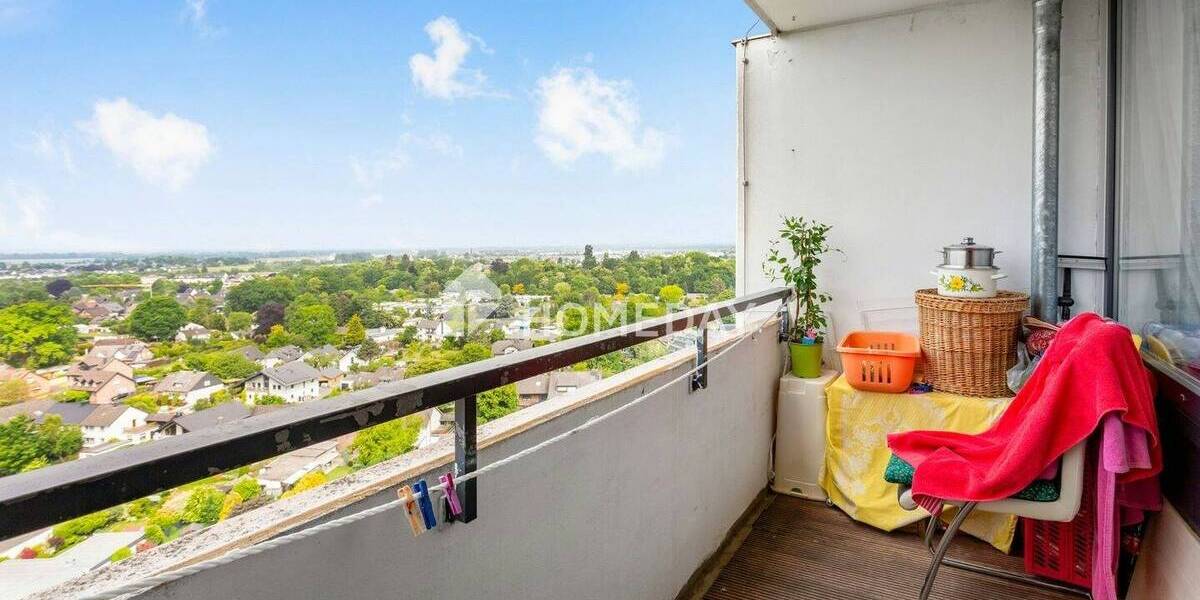 Attraktive 2-Zimmer-Wohnung mit West-Loggia in gepflegtem Hochhaus mit Weitblick 2 zimmer