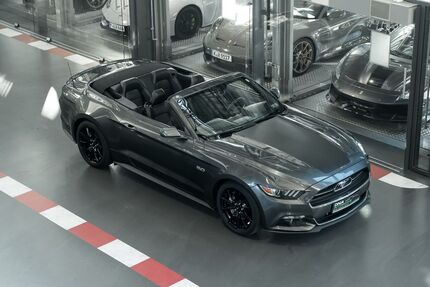 Ford Mustang 97.500 km 29.890 &euro; Köln 50829