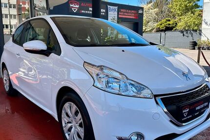 Peugeot 208 87.466 km 3.990 &euro; Düsseldorf 40589
