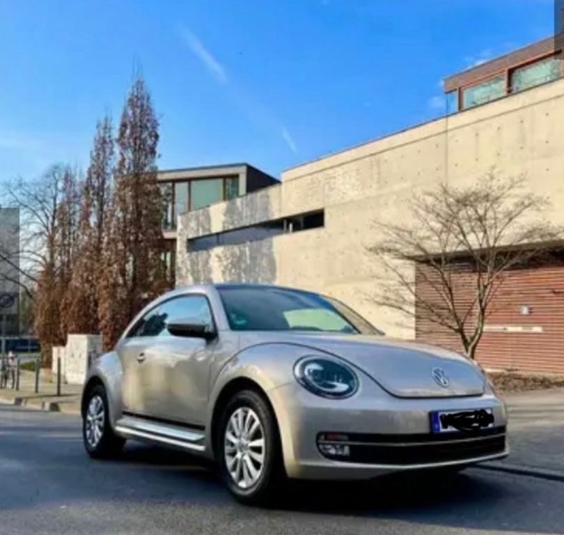 VW Beetle 69.000 km 14.400 € Troisdorf 53844