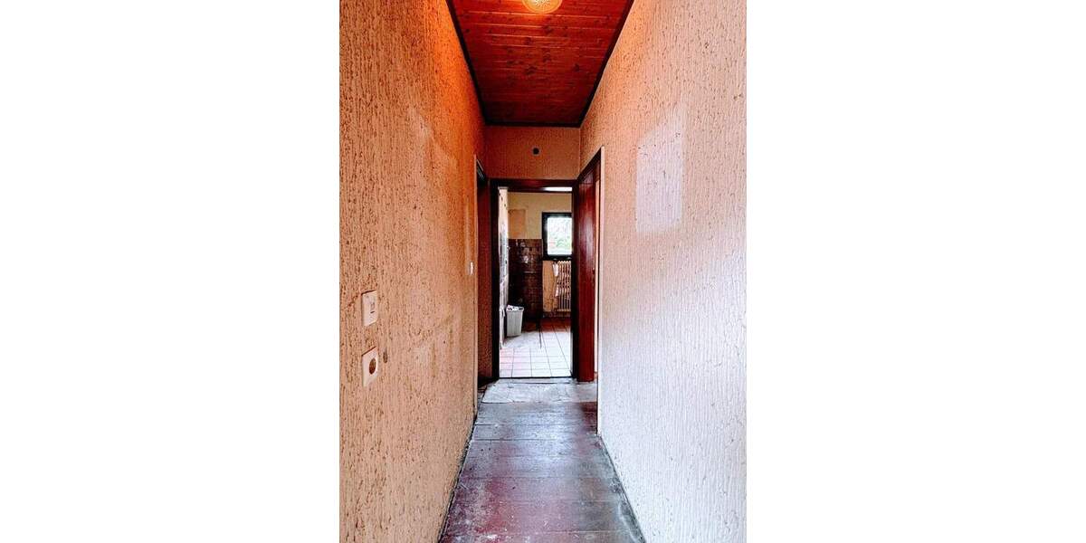 Wohnen mit Raum zur Entfaltung - Reiheneckhaus mit großem Grundstück 4 zimmer