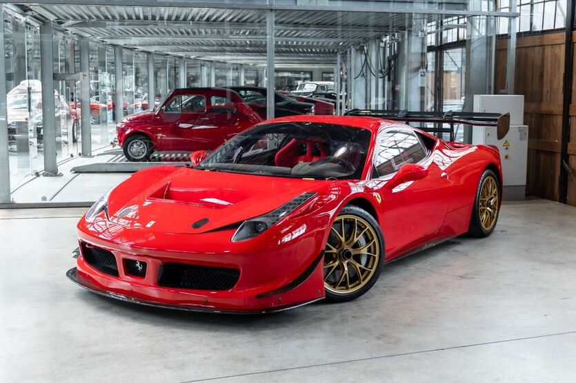 Ferrari 458 22.000 km 268.890 € Düsseldorf 40591