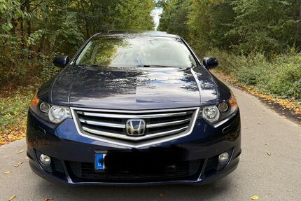 Honda Accord 169.000 km 8.250 € Neuss 41460