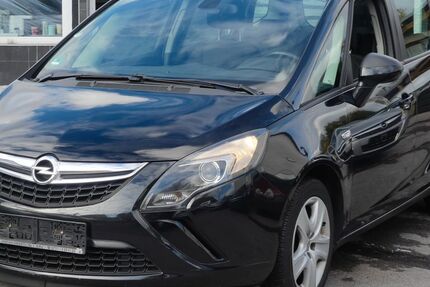 Opel Zafira 226.897 km 4.899 € Leverkusen 51379