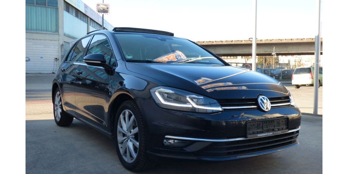 VW Golf 167.000 km 15.900 &euro; Köln 51105