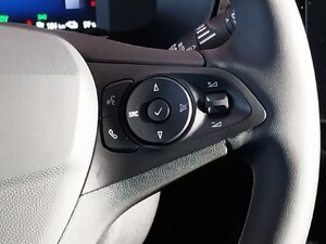 Opel Corsa e GS Matrix SHZ LHZ Kam Navi 6.298 km 34.990 &euro; HAAN 42781