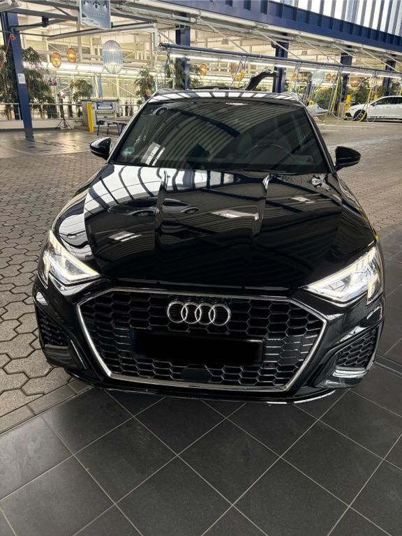 Audi A3 97.000 km 22.999 € Köln 50968