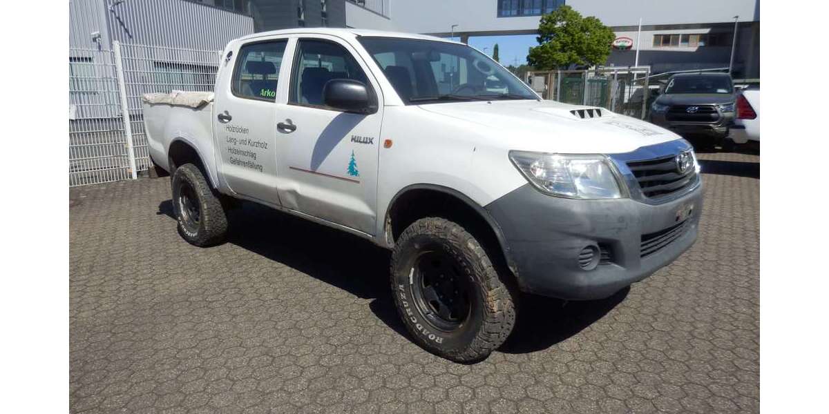 Toyota Hilux 207.770 km 8.800 &euro; Bergisch Gladbach 51469