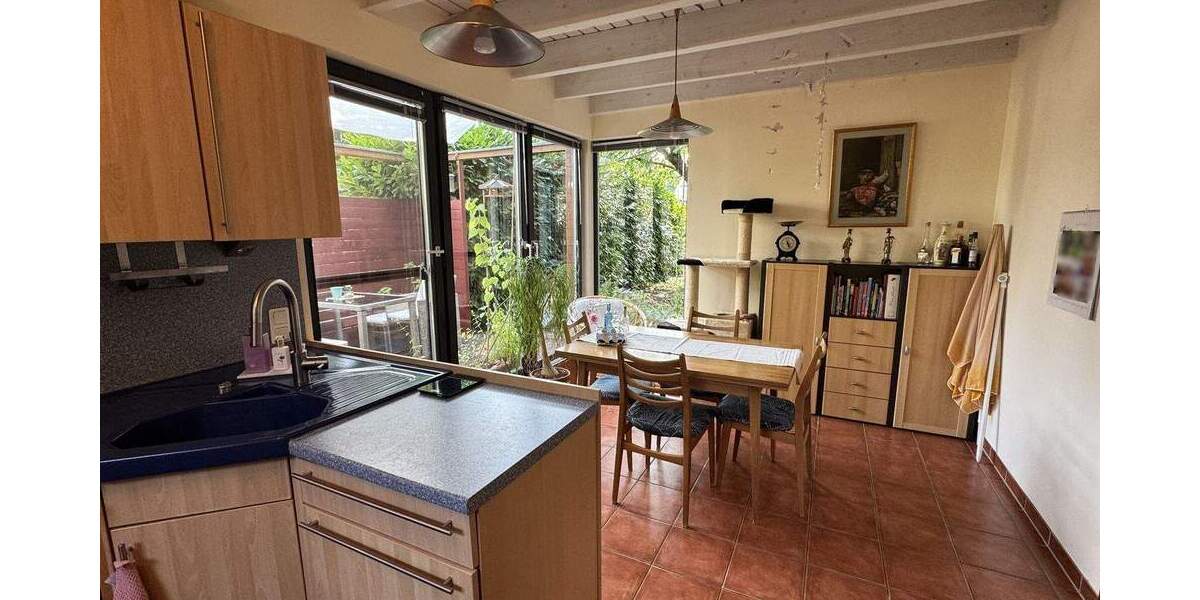 Einfamilienhaus Niederkassel Mondorf - 6 Zimmer, 205 m&sup2;, 830.000&euro; | Angebot:25567429