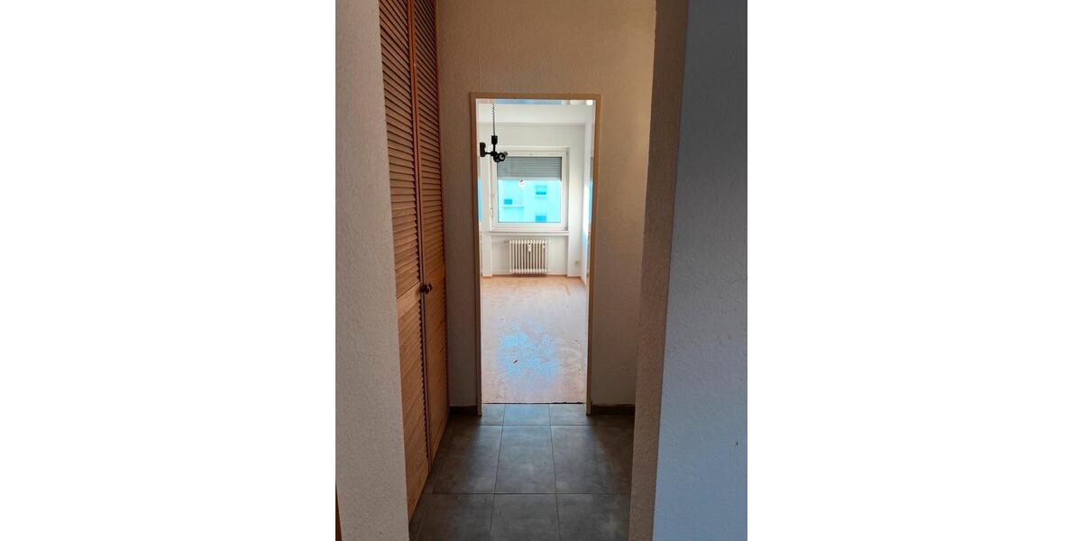 Etagenwohnung Bergheim Ahe - 3 Zimmer, 72 m&sup2;, 1.300&euro; | Angebot:26479529