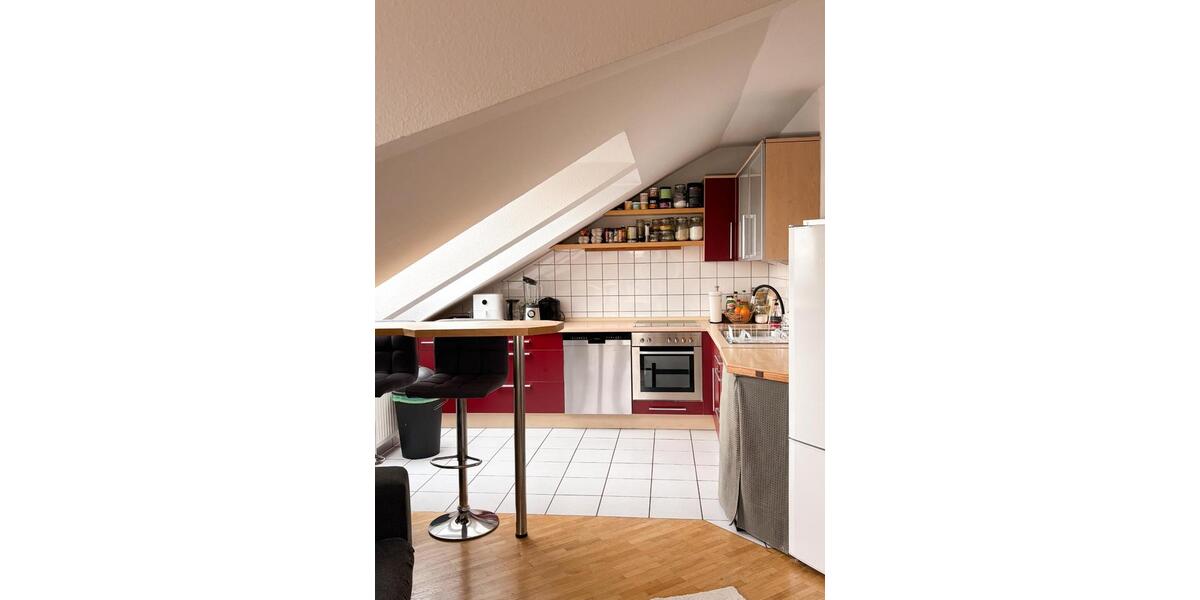 Helle 50 m² Dachgeschosswohnung in Neuss zur Untermiete 2 zimmer