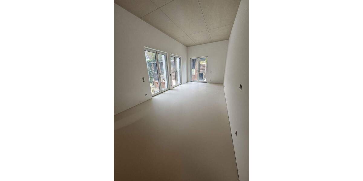 3-Zimmer Altbau-Wohnung komplett saniert mit großer Terrasse in Flingern-Nord 3 zimmer