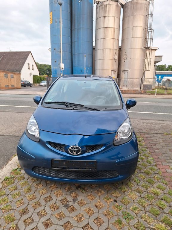 Toyota Aygo (X) 100.000 km 2.100 € Solingen 42699
