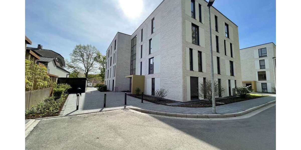 Etagenwohnung Rösrath Vierkotten - 2.5 Zimmer, 77 m&sup2;, 1.153&euro; | Angebot:26291379