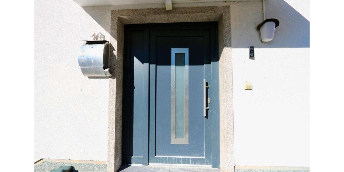 Dachgeschoßwohnung Overath - 3 Zimmer, 90 m&sup2;, 855&euro; | Angebot:25506990