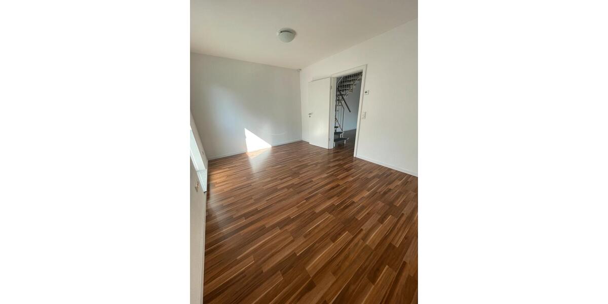 Maisonettenwohnung Bergisch Gladbach Alt-Frankenforst - 3 Zimmer, 86 m&sup2;, 330.000&euro; | Angebot:27407902