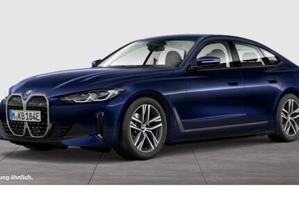 BMW i4 30.282 km 42.980 &euro; Düsseldorf 40595