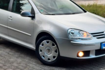 VW Golf 197.800 km 2.890 &euro; Grevenbroich 41517