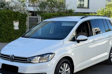 VW Touran 116.000 km 14.490 &euro; Leverkusen 51379