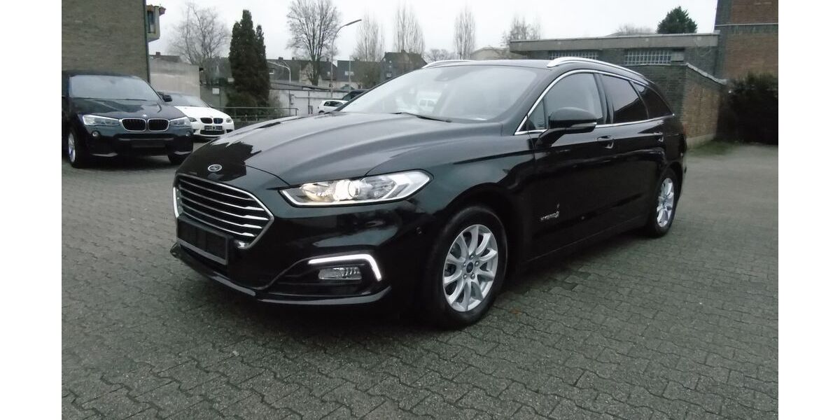 Ford Mondeo 113.240 km 13.490 &euro; Düsseldorf 40597