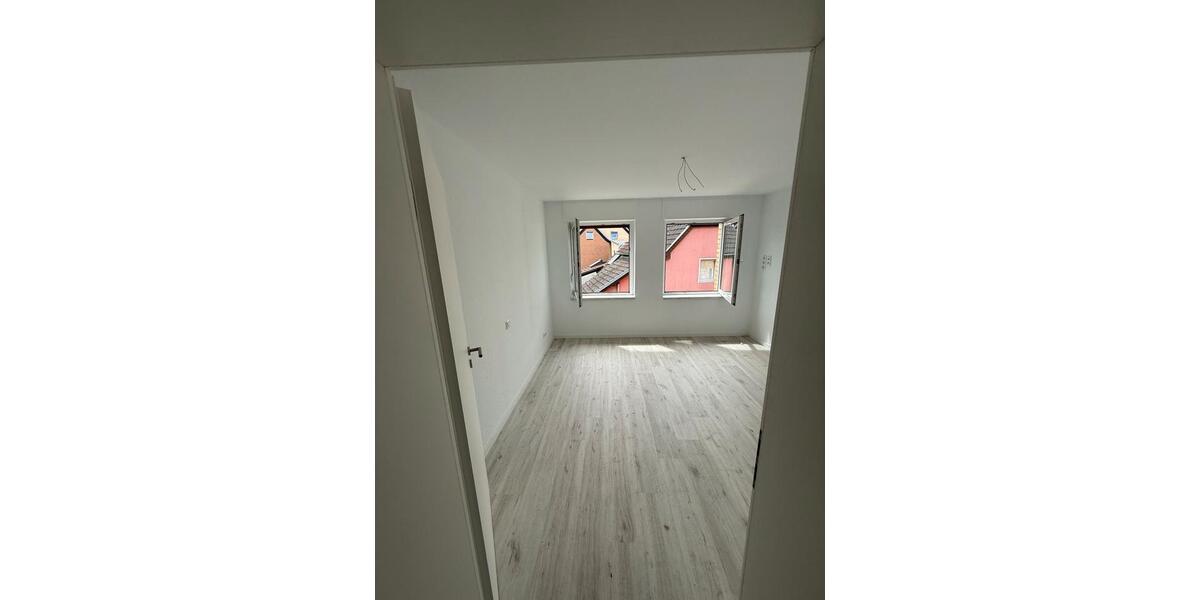 Etagenwohnung Brühl - 2 Zimmer, 65 m&sup2;, 1.040&euro; | Angebot:26349075