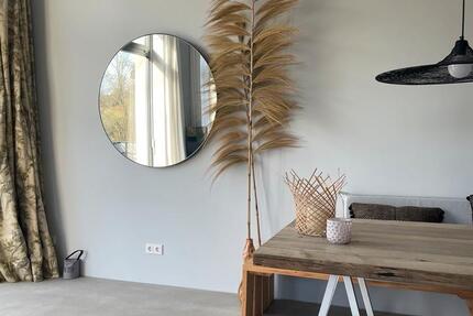 Offene Loftwohnung mit kl. Bad und Schlafzimmer und Terrasse 2 zimmer