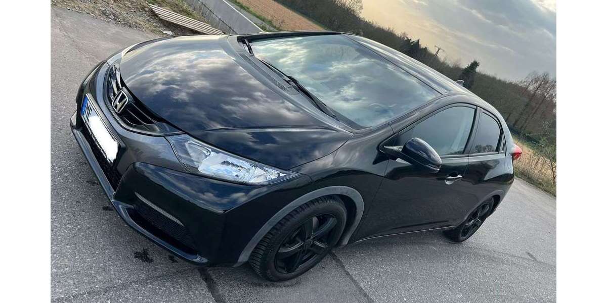 Honda Civic 102.046 km 8.499 &euro; Wülfrath 42489