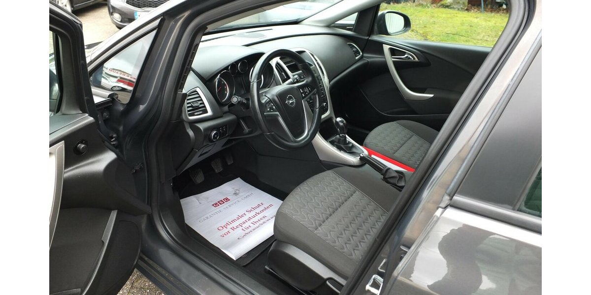 Opel Astra ACTIVE KLIMAANLAGE 17ZOLL LMF TEMPOMAT 92.855 km 6.904 &euro; Köln 50858