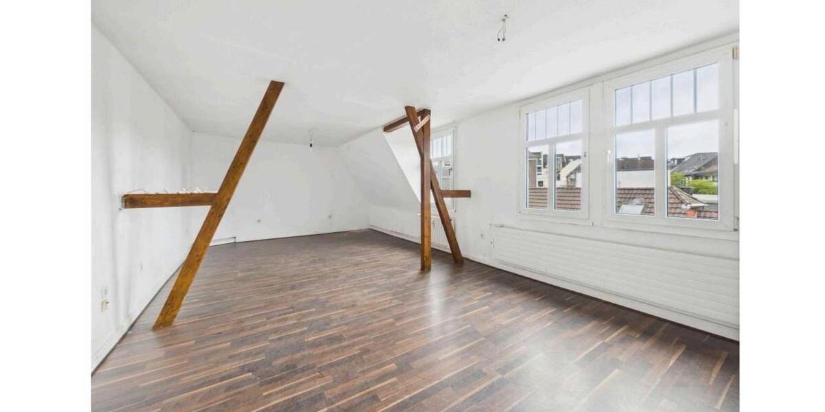 Dachgeschoßwohnung Wermelskirchen - 3 Zimmer, 89 m&sup2;, 950&euro; | Angebot:26194914