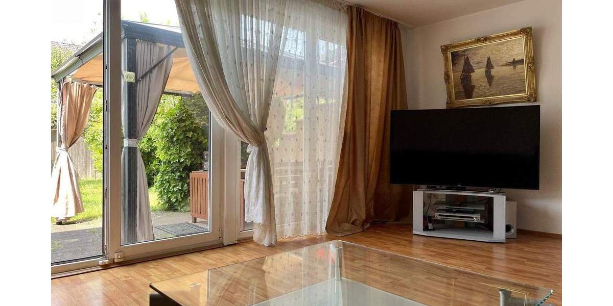 Möbliertes Reihenhaus mit Garten & Stellplatz in Köln Ossendorf zu vermieten! 4 zimmer