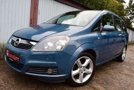Opel Zafira 215.000 km 2.990 € Köln 51107