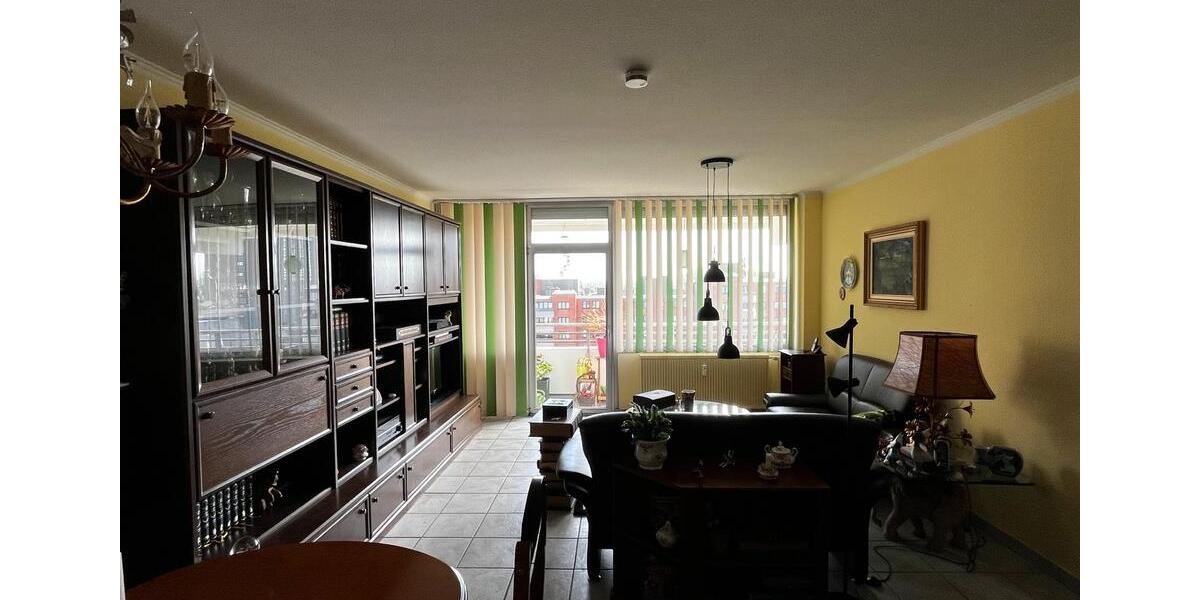 Etagenwohnung Neuss - 3 Zimmer, 82 m&sup2;, 258.000&euro; | Angebot:26902565