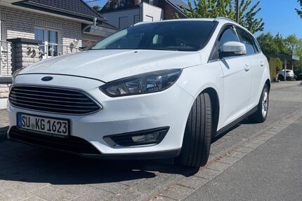 Ford Focus 129.000 km 4.800 &euro; Troisdorf 53844