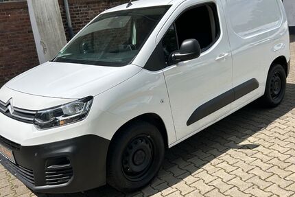 Citroen Berlingo 159.800 km 9.600 &euro; Köln 51069