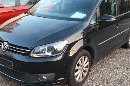 VW Touran HIGHLINE ALCANTARA AHK STANDHEIZUNG ALS 148.795 km 9.998 &euro; Köln 50858