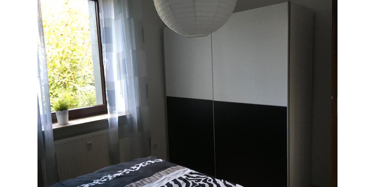 Dachgeschoßwohnung Hilden Forstbach - 2 Zimmer, 32 m&sup2;, 580&euro; | Angebot:26233334