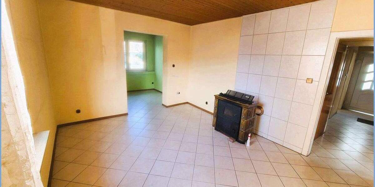 Modernisierungsbedürftiges Ein- bis Zweifamilienhaus auf parkähnlichem Grundstück in Frechen-Bachem 7 zimmer