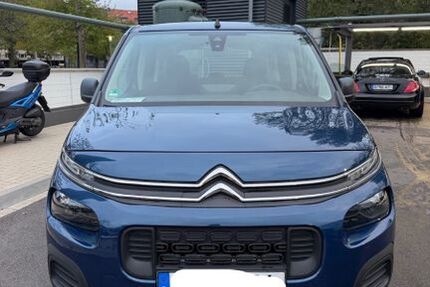 Citroen Berlingo 135.736 km 7.400 &euro; Düsseldorf 40233
