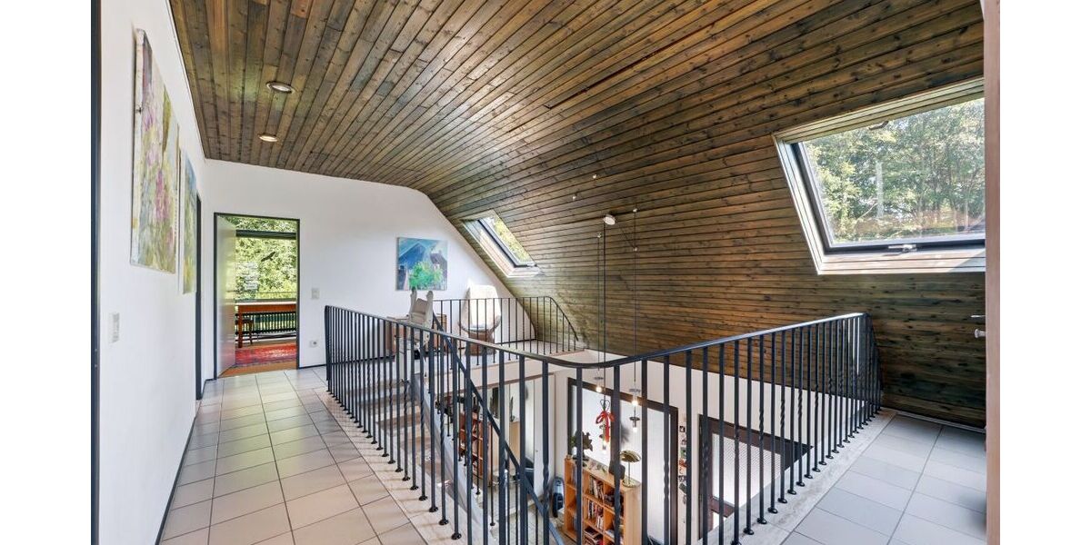 Idylle in Lohmar - Freistehendes Einfamilienhaus mit besonderer Architektur und lichtdurchfluteten Räumlichkeiten! - Einfamilienhaus Lohmar | Angebot:27107864