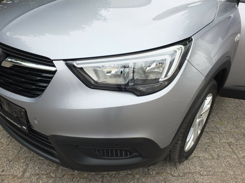 Crossland EDITION NAVI START-STOP PDC ERSTHAND