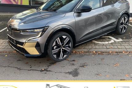 Renault Megane E-TECH 12.500 km 31.400 € Overath 51491