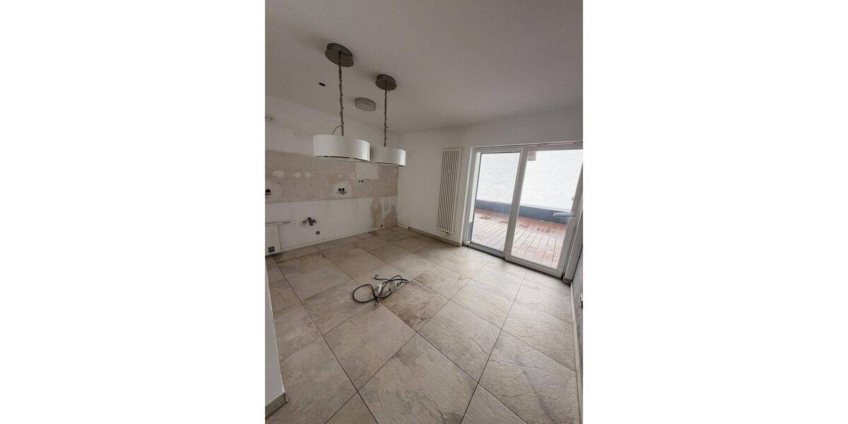 Etagenwohnung Pulheim Brauweiler - 3 Zimmer, 131 m&sup2;, 1.700&euro; | Angebot:26867370