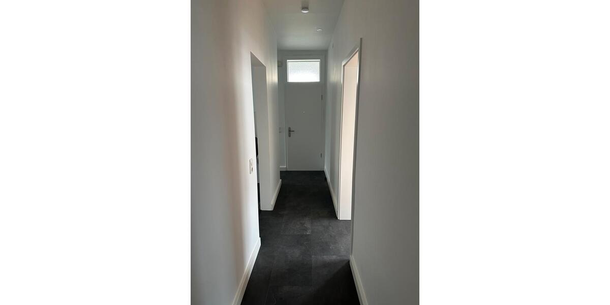 Etagenwohnung Brühl - 3 Zimmer, 90 m&sup2;, 1.200&euro; | Angebot:25418912