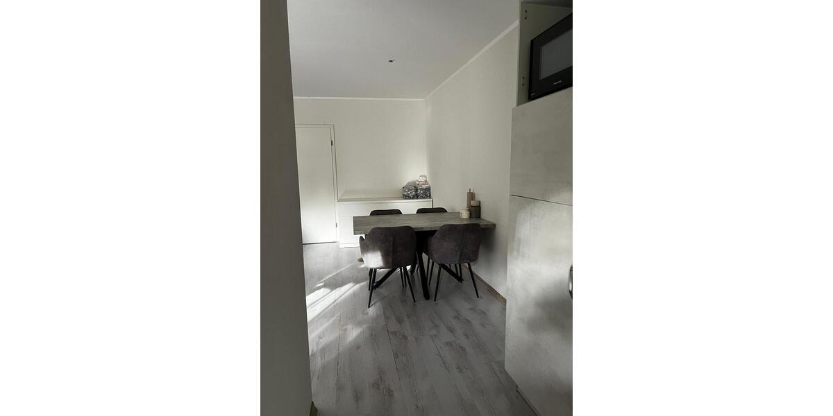 Helle, modernisierte 1-Zimmer-Wohnung Köln Porz Urbachab sofort 1 zimmer