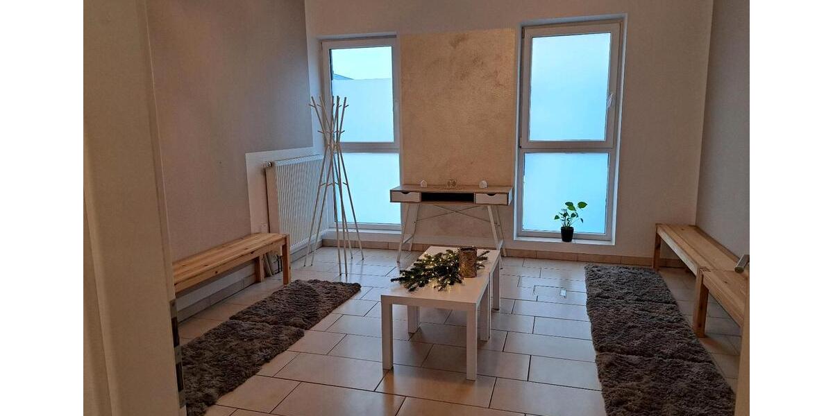 Heller, großzügiger Raum in Wesseling zimmer