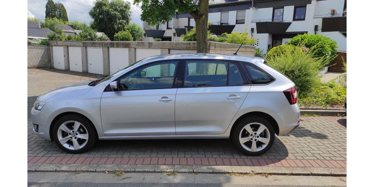 Skoda Rapid 166.000 km 5.500 &euro; Neuss 41466