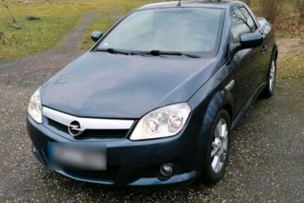 Opel Tigra 131.944 km 2.800 &euro; Köln 51061