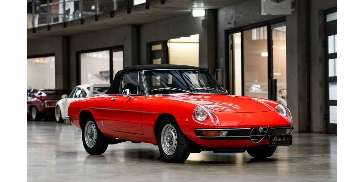 Alfa Romeo Spider 85.000 km 29.990 € Düsseldorf 40591