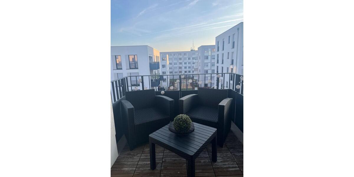 Helle Wohnung in Köln mit sonnigem Balkon – 4. Etage, möbliert 2 zimmer